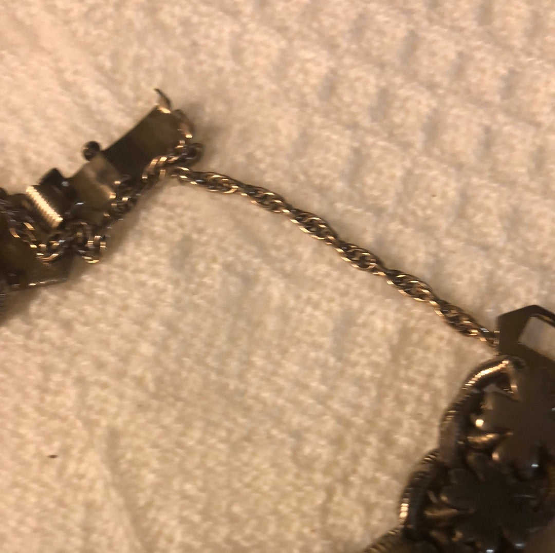 Bracelet with Shamrocks Vintage