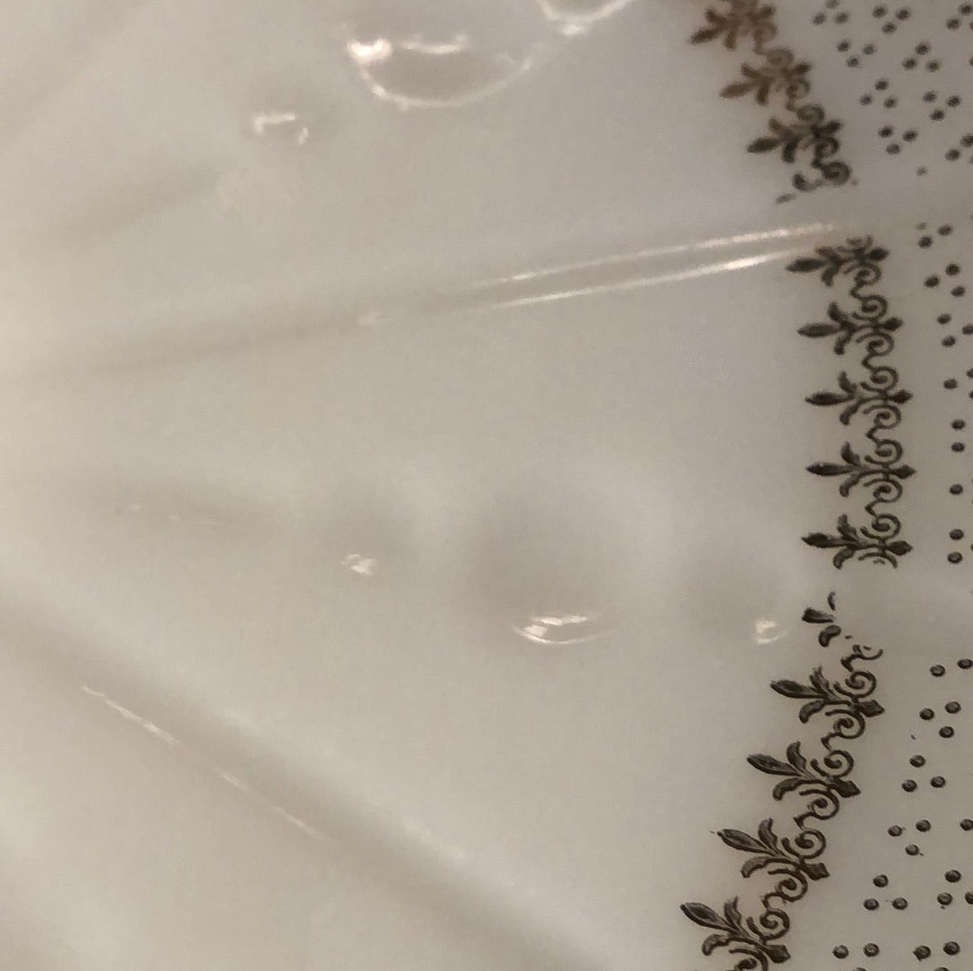 Milk Glass Raised Cake/Pie Plate