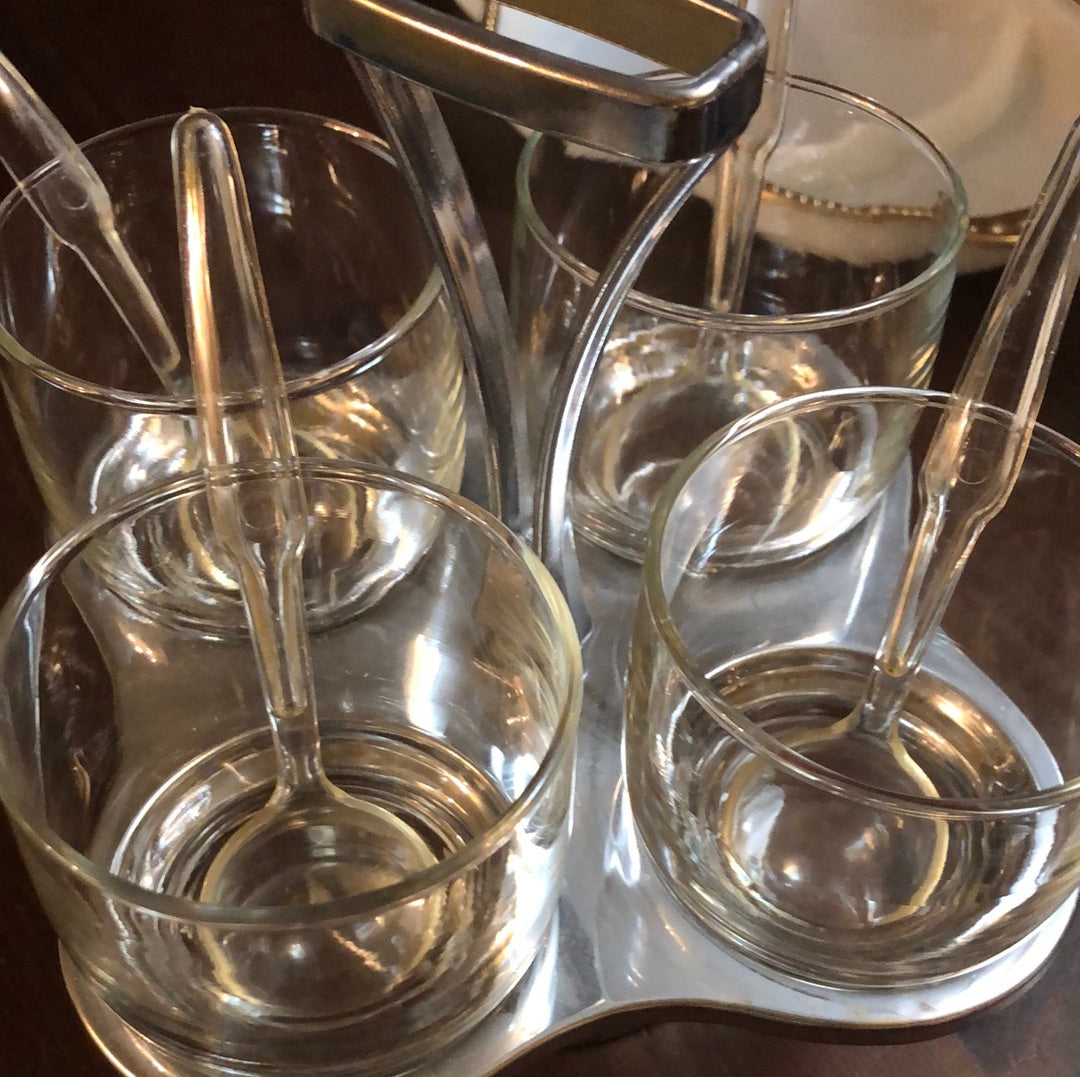 MCM rotating Condiment Server