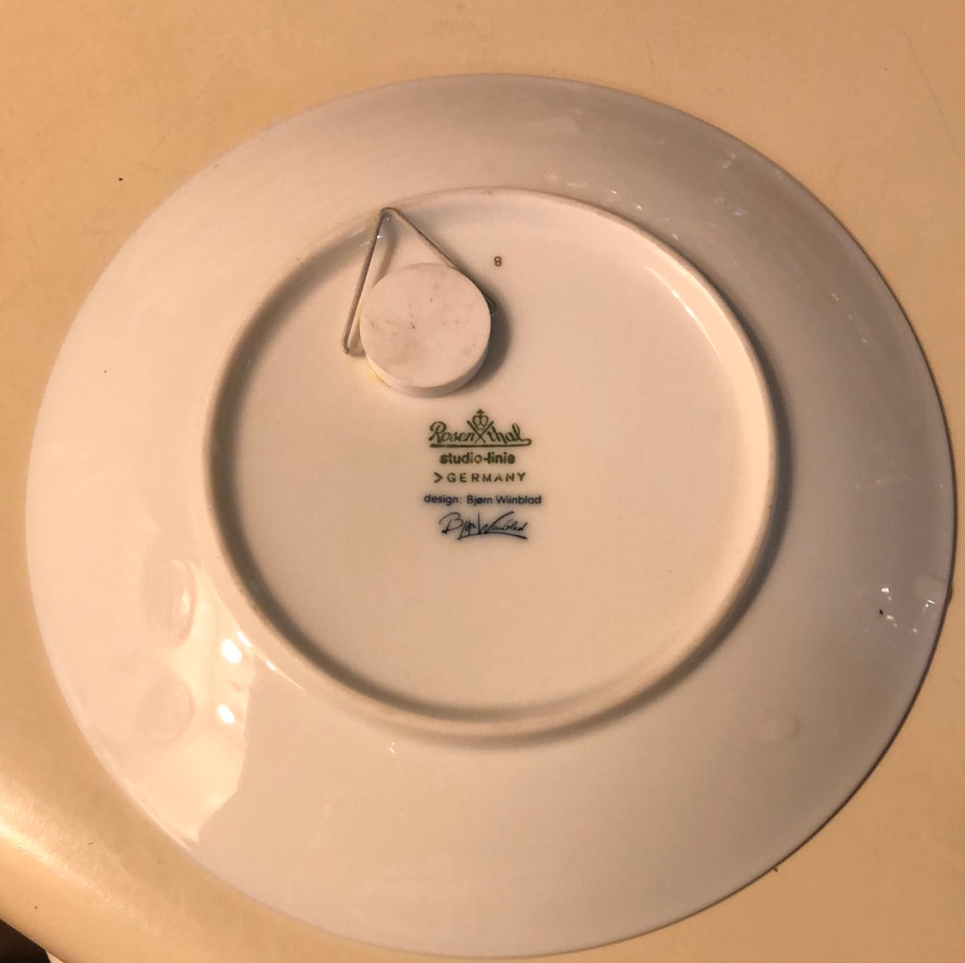 Alladin plate by Bjorn Winblad Signed