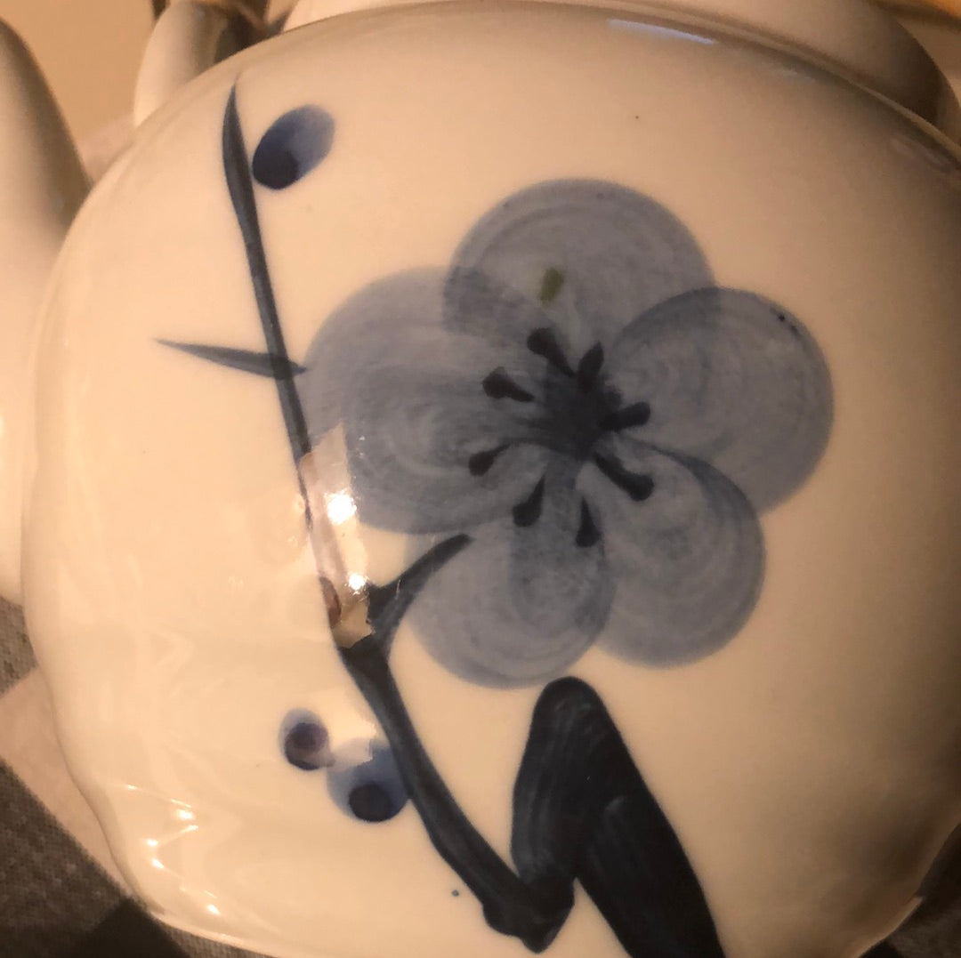 Flo Blue Teapot