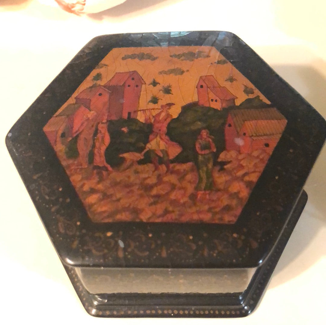 Lacquer Trinket Box