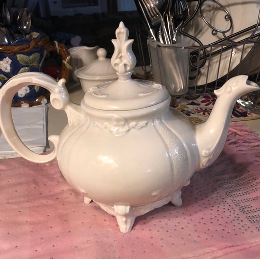 Lima Victorian Teapot VTG 1966