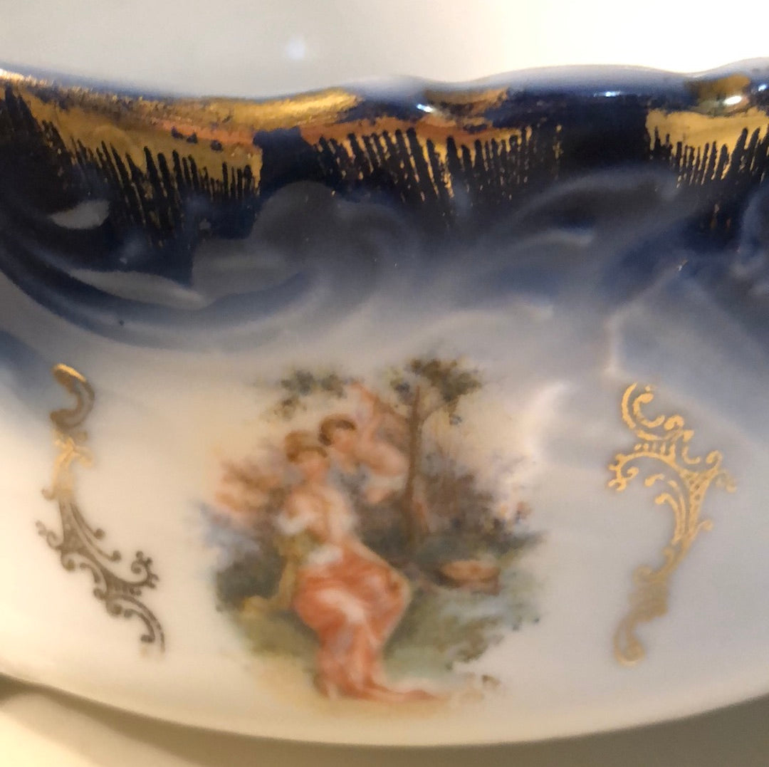 Footed Flo Blu Bowl