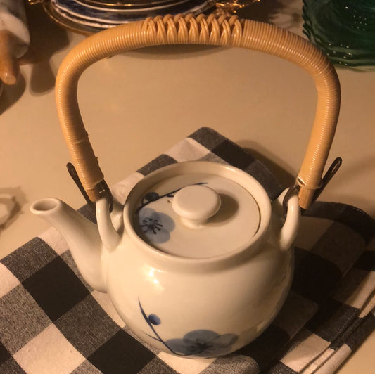 Flo Blue Teapot
